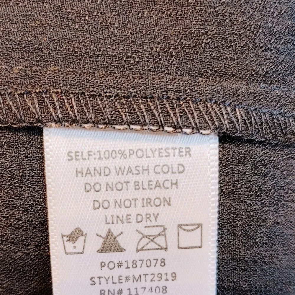 Ruffle sleeve blouse - Picture 9 of 10